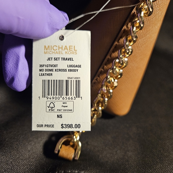 Michael Kors Outlet Jet Travel Medium Dome Crossbody Bag brown/gold chain - Picture 7 of 16